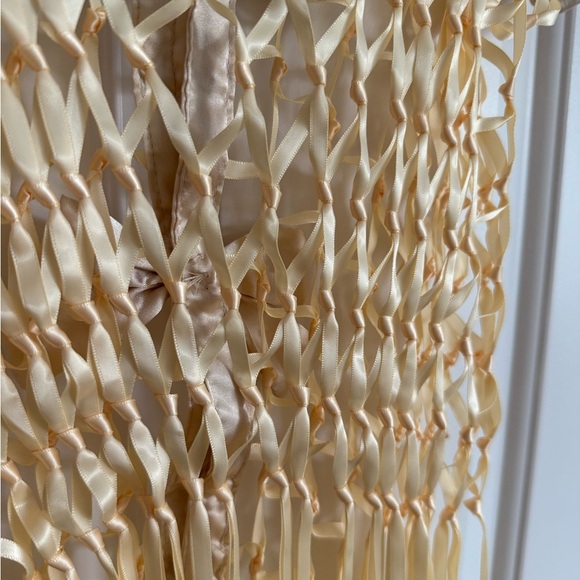 Urban Outfitters Ribbon Bow Fringe Top - O/S - Cream - NWT - Picture 9 of 14